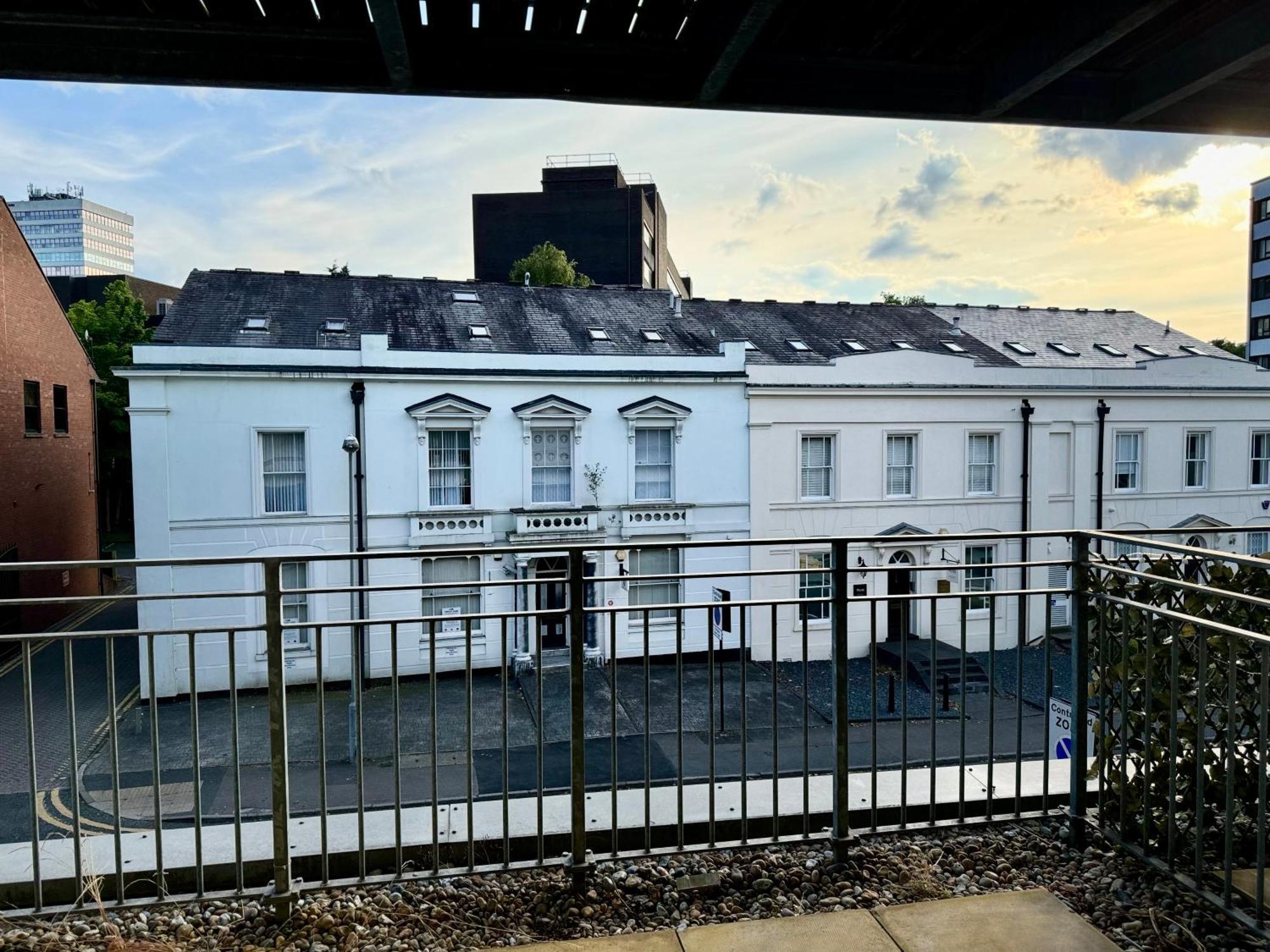 The Red Suites Birmingham Esterno foto